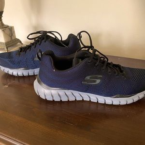 Navy Skechers Skech-Knit air cooled memory foam